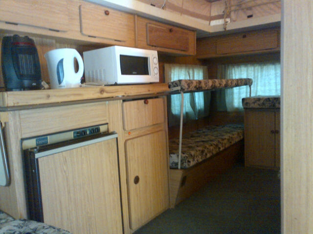 Caravette_deur_na_agter