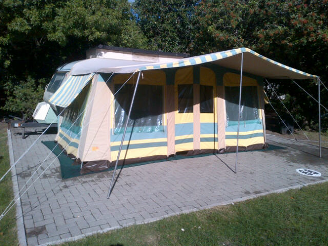 Caravette_tent_en_karavaan
