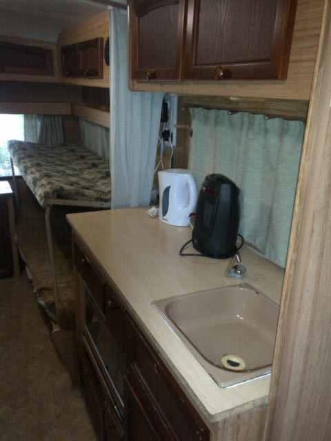 Gypsey4_2_kombuis_binne